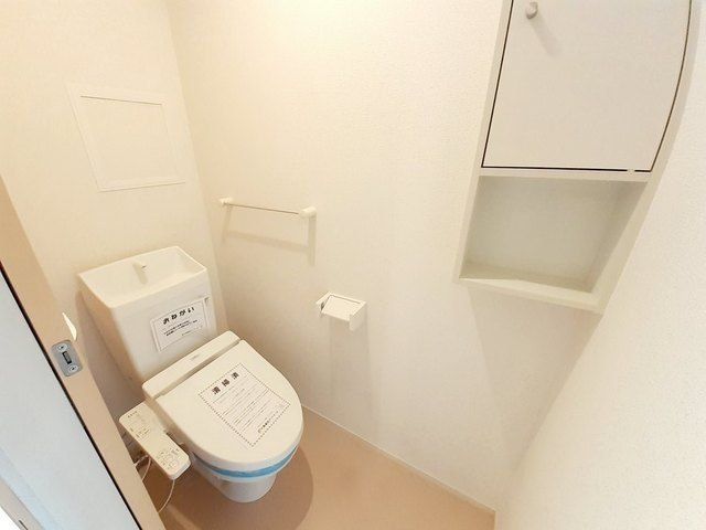 トイレ　トイレ