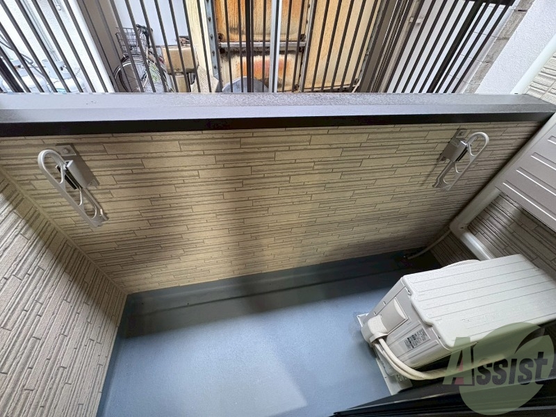 バルコニー　バルコニーでは外干しが可能となっております。