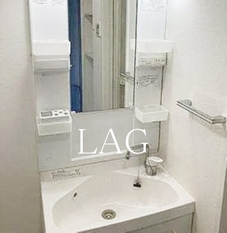 洗面設備　洗面台です。