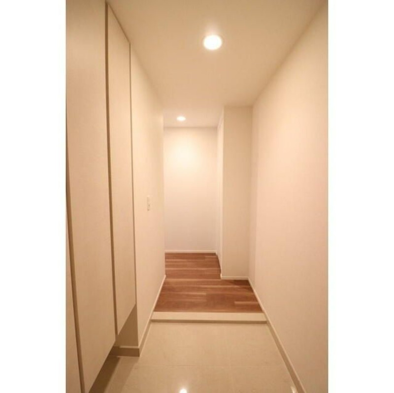 玄関　RODIA 日本橋茅場町