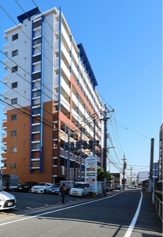 建物外観　最寄り駅まで徒歩10分圏内の人気ファミリーマンション