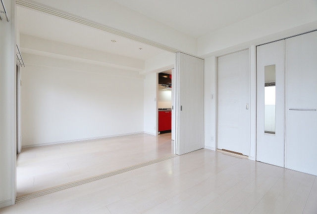 居室・リビング　ドアを開けておくと広く使えます