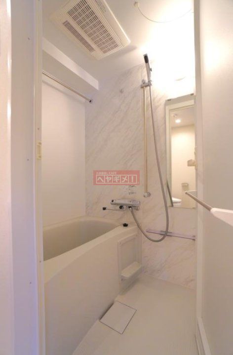 バス・シャワールーム　バス