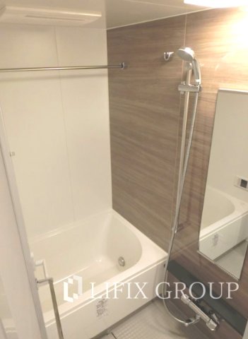 バス・シャワールーム　風呂