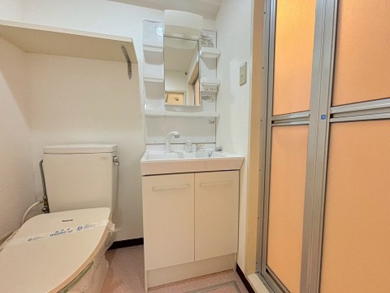 洗面設備　※別部屋の写真です