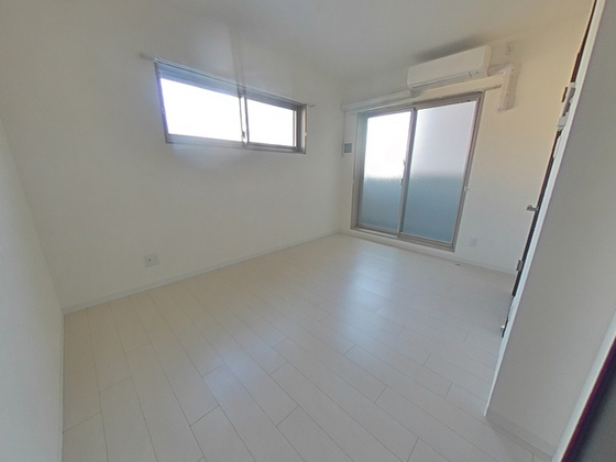 居室・リビング　※別部屋の写真です