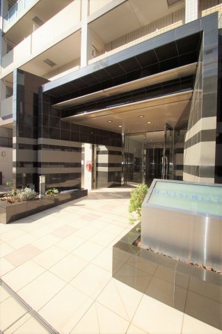 エントランス　入口部分