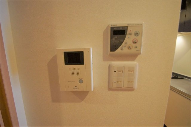 セキュリティ　TVモニター付インターフォン