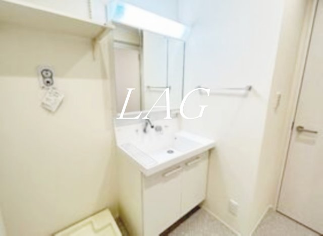 洗面設備　洗面台です。