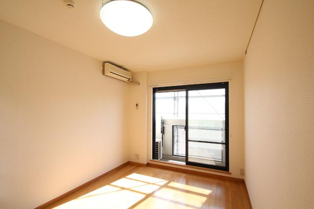 居室・リビング　居室