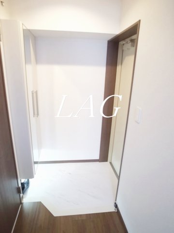 玄関　玄関です。