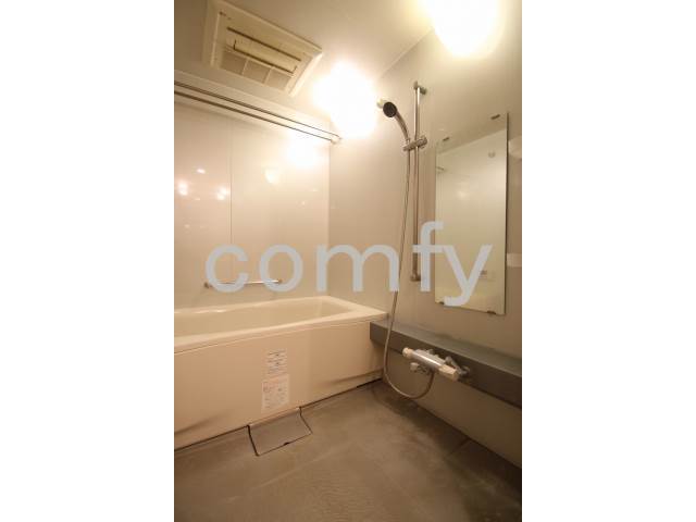 バス・シャワールーム　追炊き浴室乾燥機付きバス