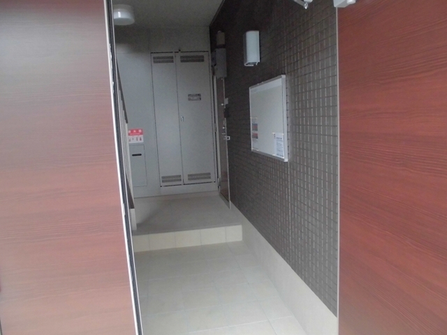 エントランス　エントランス