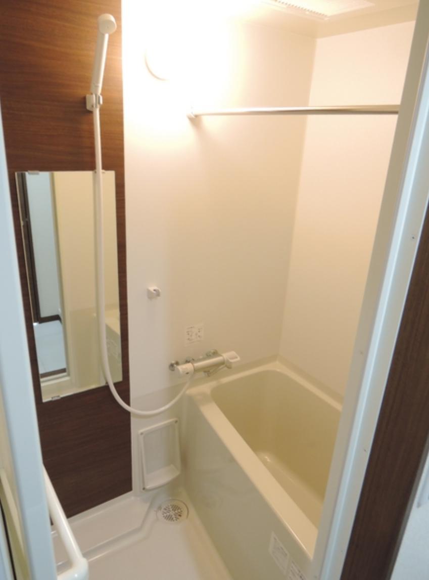 バス・シャワールーム　浴室