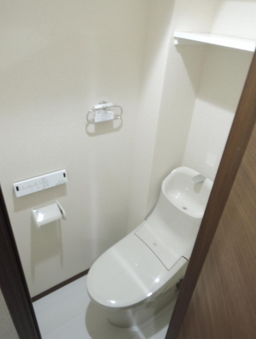 トイレ　トイレ