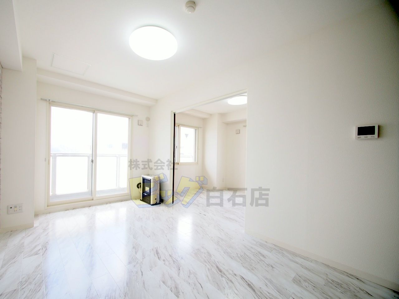 居室・リビング　日当たり良好で明るいリビングです♪