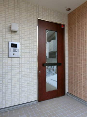 エントランス　オートロック付き♪