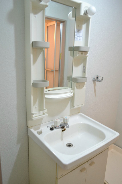 洗面設備　別室参考画像です。