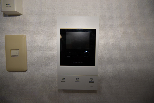 その他　モニター付きインターホン