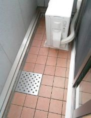 バルコニー　バルコニーからの眺めを楽しみながら食事をしませんか