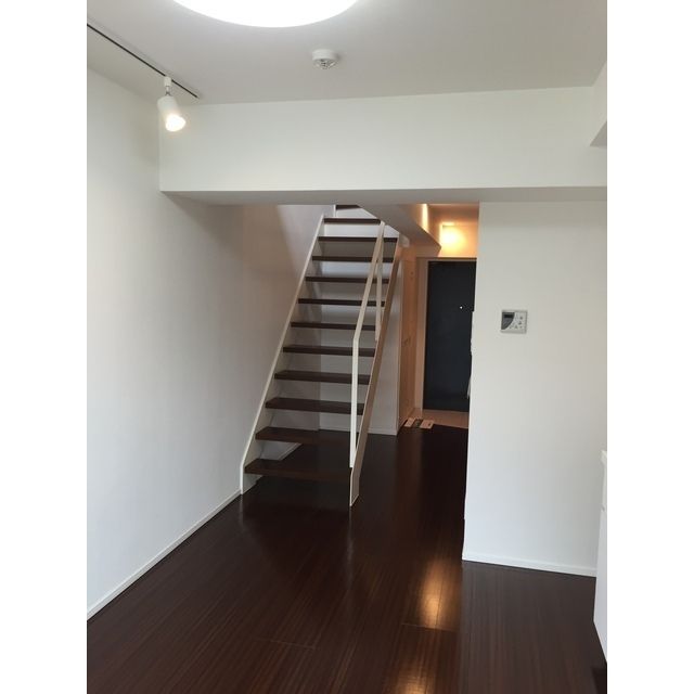 居室・リビング　同タイプ写真　※現況優先