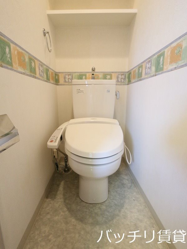 トイレ　※別号室タイプの為、現状を優先いたします。