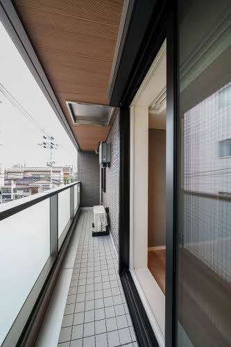 バルコニー　バルコニー