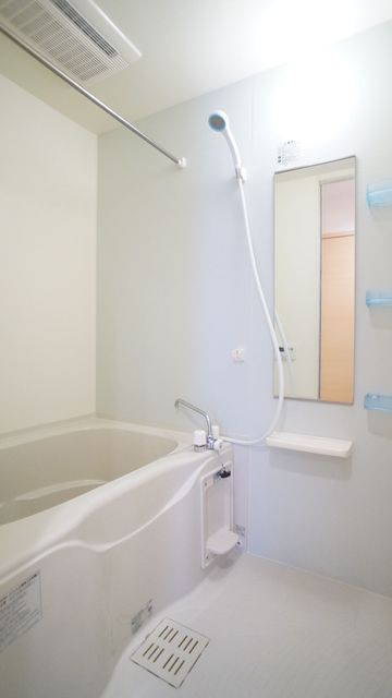 バス・シャワールーム　バス