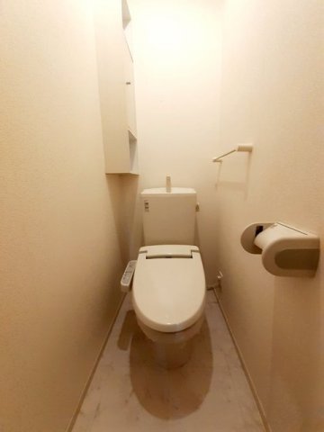 トイレ　トイレもきれいです