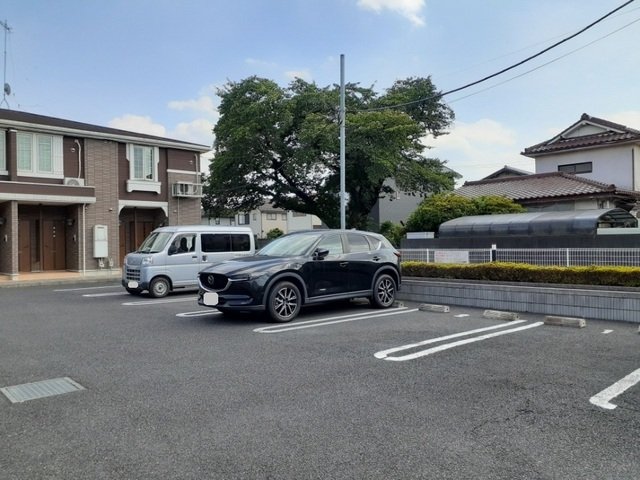 駐車場　駐車スペースもあります