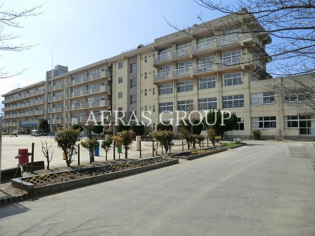 小学校　松戸市立横須賀小学校（小学校）まで460m