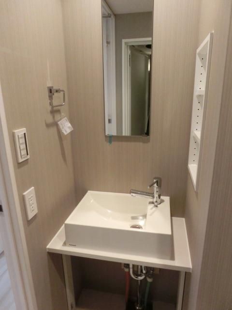 洗面設備　★おしゃれな洗面台です★