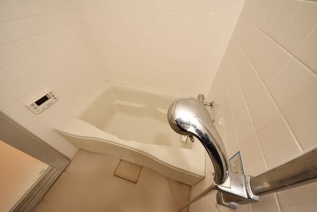 バス・シャワールーム　バス