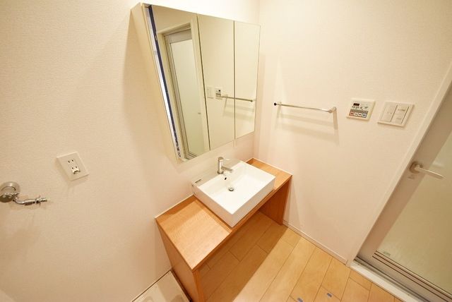 洗面設備　洗面所