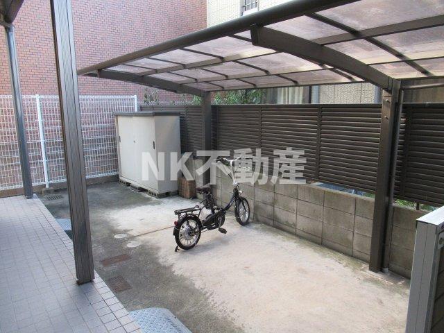 その他　駐輪場です