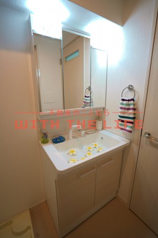 洗面設備　朝の身支度には欠かせない独立洗面化粧台