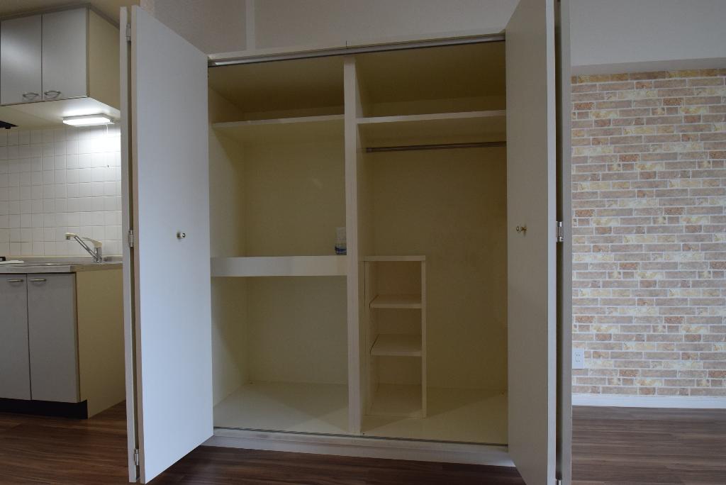 収納　クローゼット