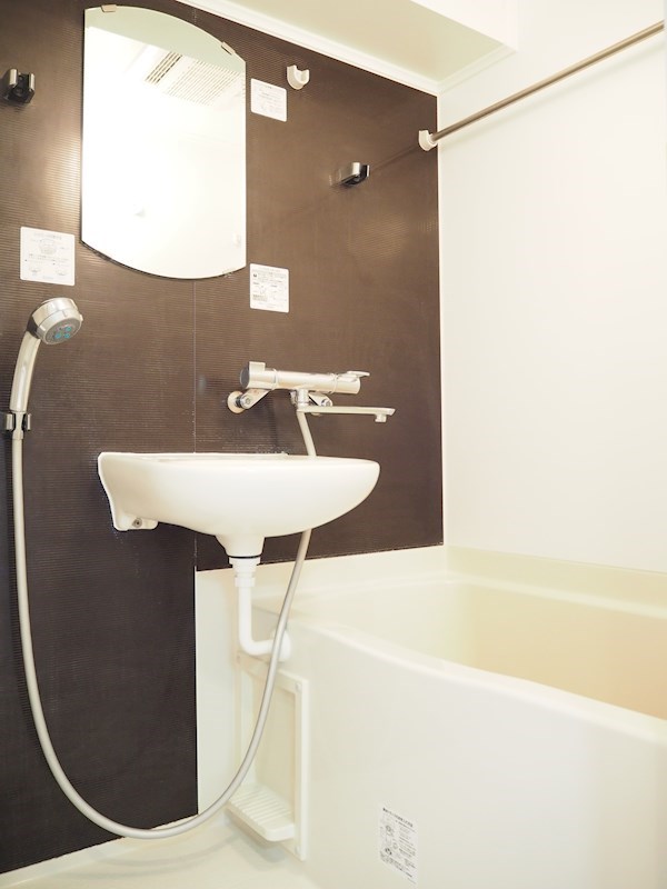 バス・シャワールーム　☆ゆったりくつろげるお風呂☆