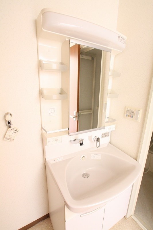 洗面設備　※同条件別の部屋のお写真です。現況優先です。