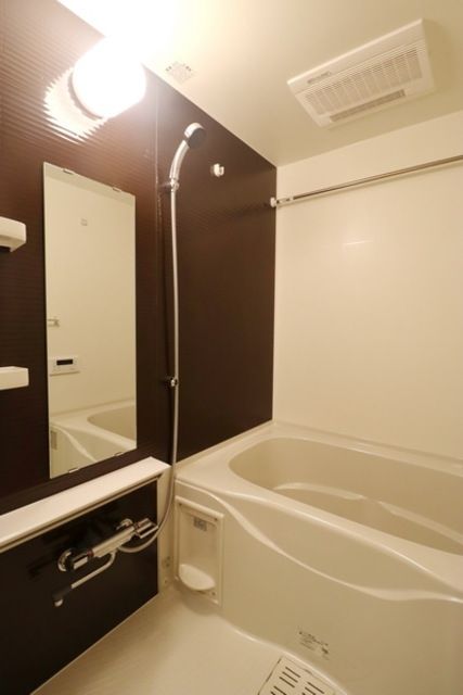 バス・シャワールーム　★お問い合わせはタウンハウジングまで★