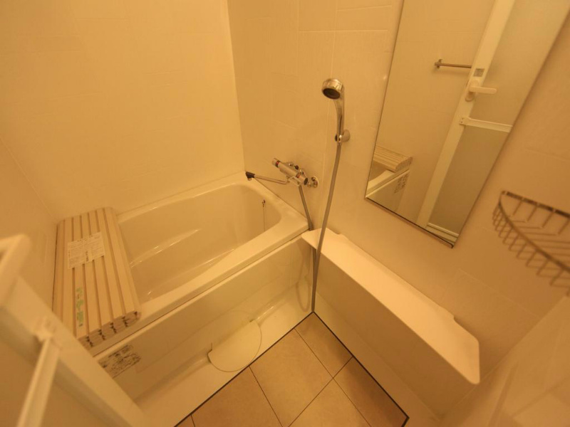 バス・シャワールーム　バスルーム　浴室暖房乾燥機付