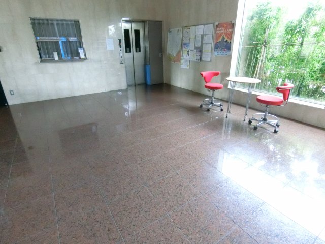 エントランス　詳細は、RISUMO江坂本店→06-6155-7137まで♪