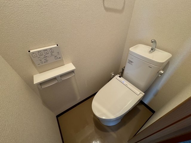 トイレ　詳細は、RISUMO江坂本店→06-6155-7137まで♪