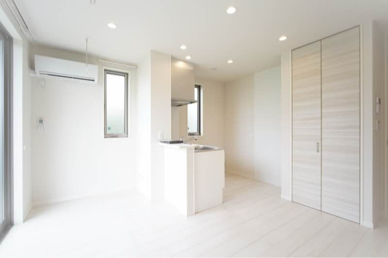 居室・リビング　図面と現状に相違がある場合には現状を優先