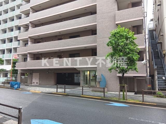 エントランス　建物の内部です