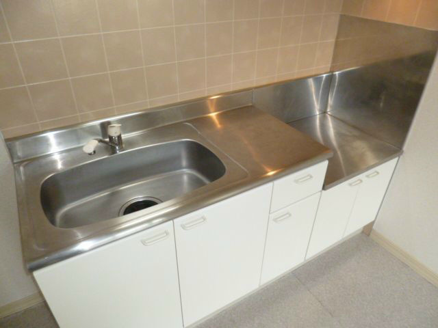 キッチン　同建物の別部屋の写真♪