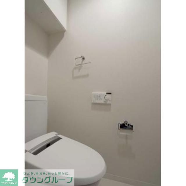 トイレ　※写真は同タイプ住戸です。