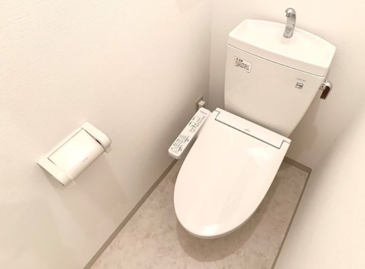 トイレ　★温水洗浄便座★