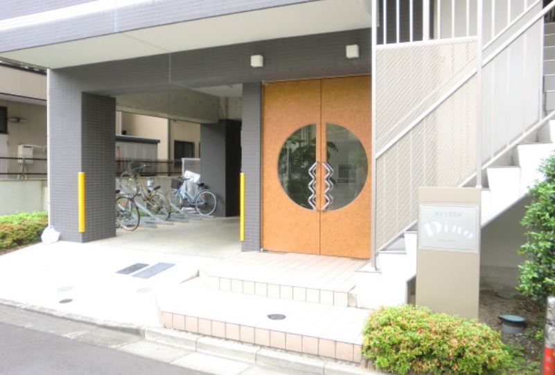 エントランス　★洗練されたデザインのエントランス★