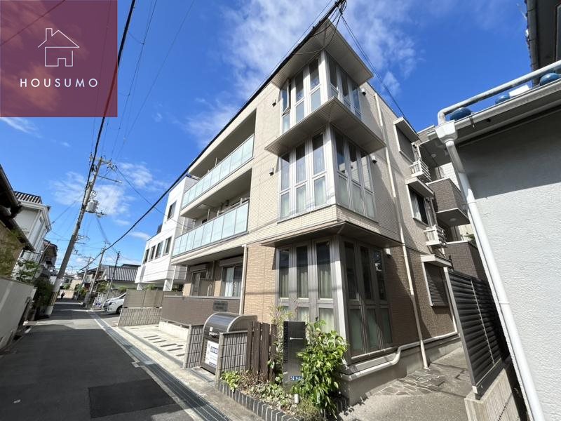 建物外観　外観は落ち着いています